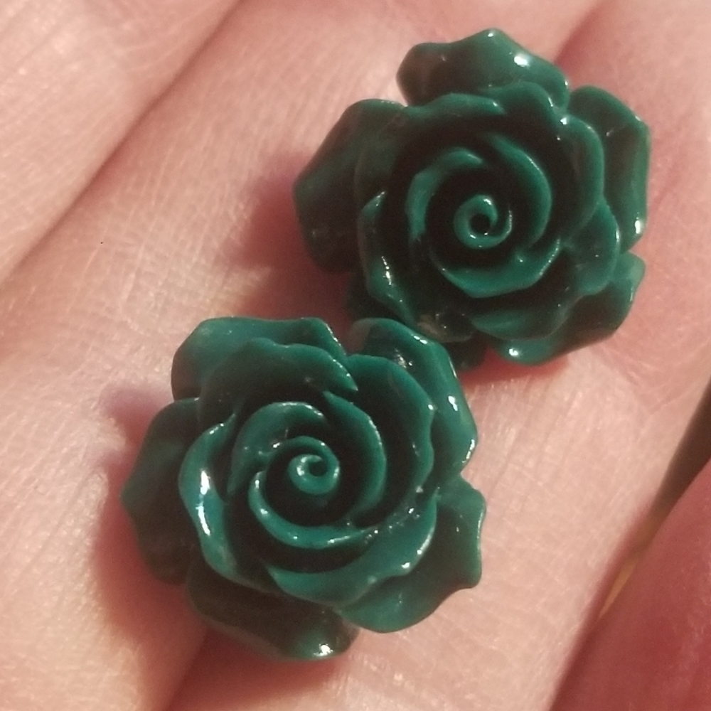 Earrings--DARK Green Rose Studs